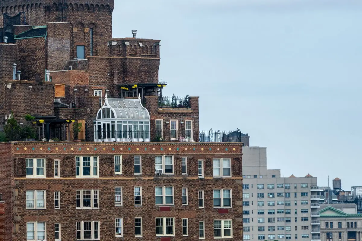 Brick facade with window lintels and sills in NYC